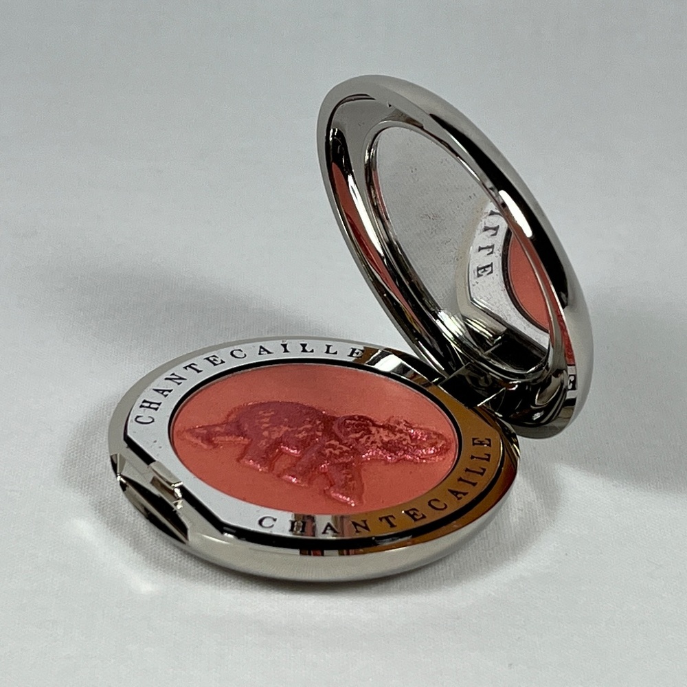 CHANTECAILLE Philanthropy Cheek Shade in Smitten (Elephant) - Picture 8 of 8